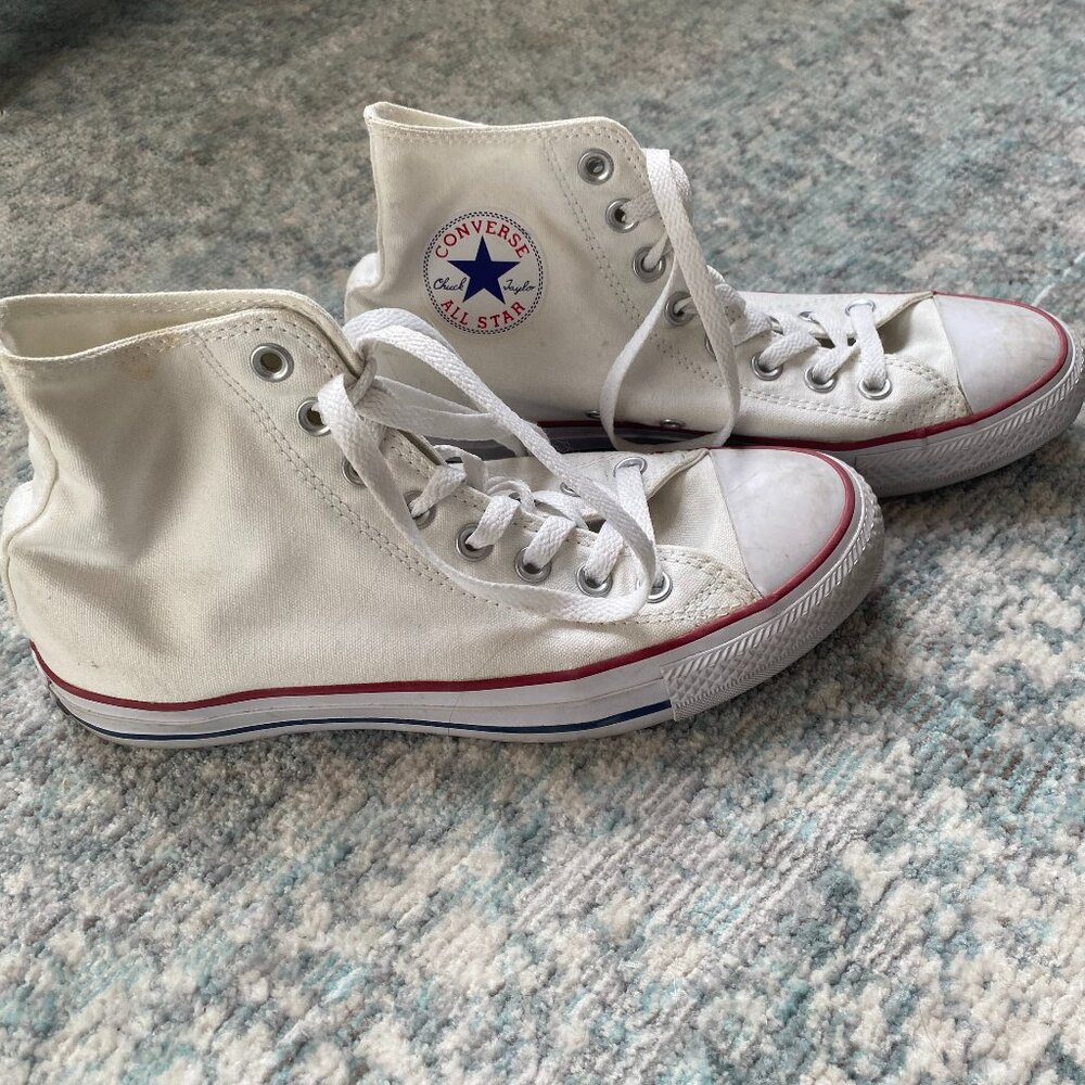 Chuck Taylor All Star Converse High Top Sneakers